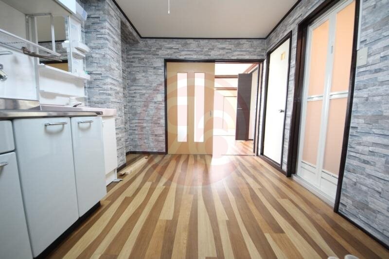 物件内観写真6　(ゆったり過ごせるリビングです)