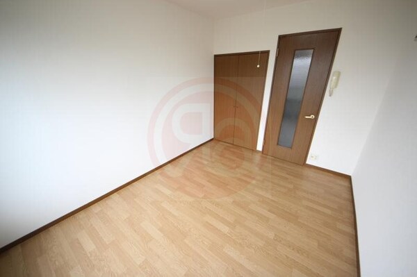 居室(おしゃれなリビングです)