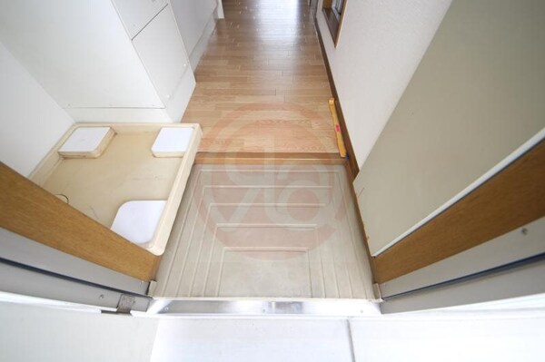 玄関(落ち着いた玄関です)