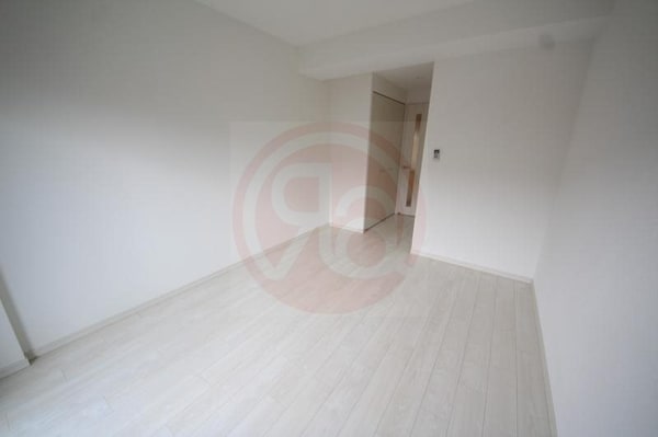 居室(ゆったり過ごせる居間です)