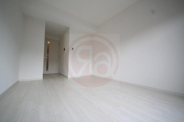 居室(ゆったりとした居間です)