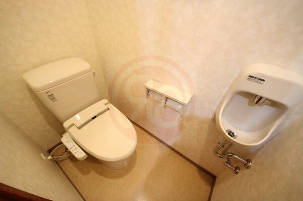 トイレ(ゆったりとした空間のトイレです)