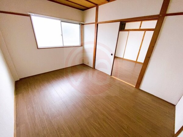 寝室