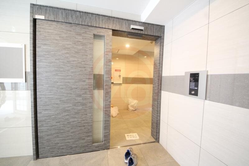 物件外観写真2　(エントランスです)