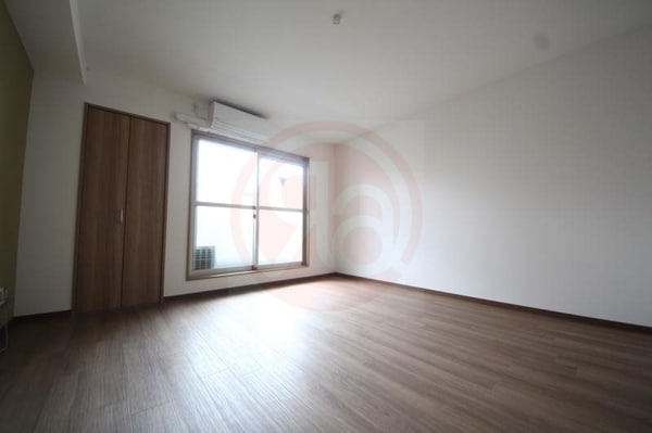 居室(ゆったり過ごせる居間です)