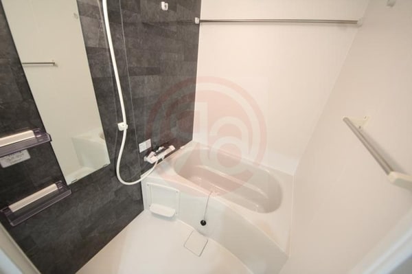 浴室(日々の疲れを癒すお風呂付です)