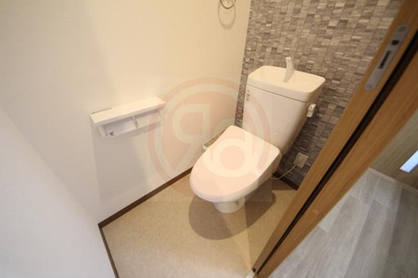トイレ(コンパクトで使いやすいトイレです)