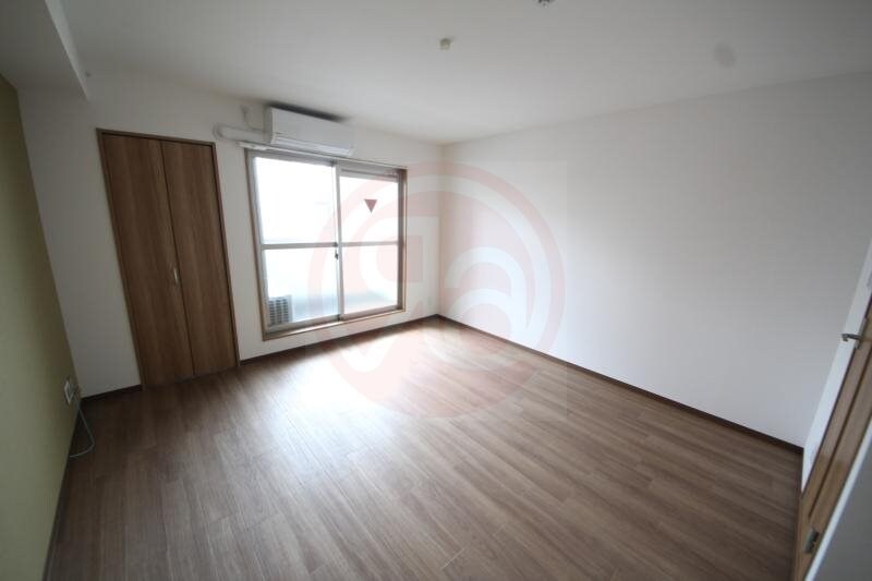 物件内観写真22　(使い勝手のいい洋室です)