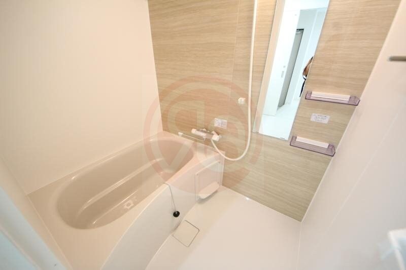 物件内観写真9　(お風呂です)