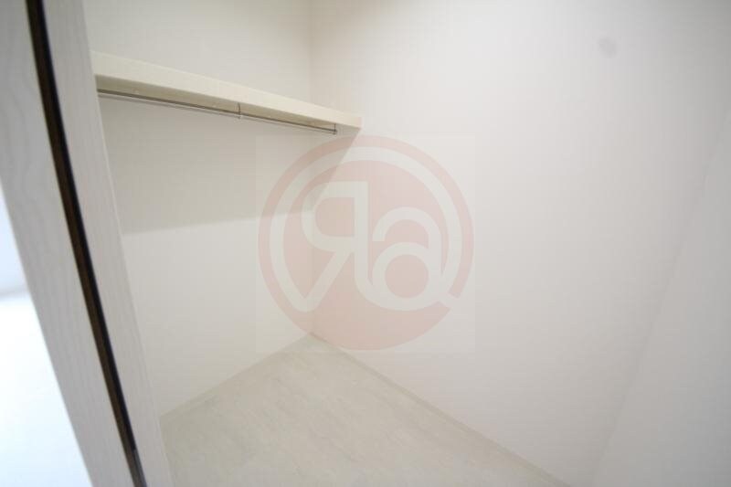 物件内観写真17　(収納スペース豊富です)