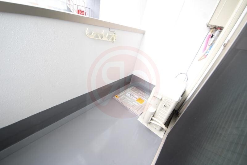 物件内観写真20　(暖かな日差しのふりそそぐバルコニー)