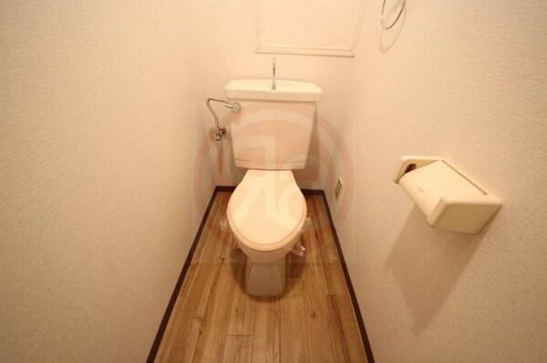 トイレ(シンプルで使いやすいトイレです)