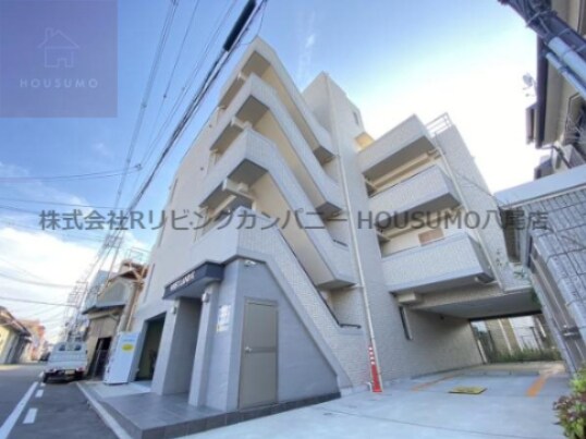 物件外観写真1　(きれいな外観です)