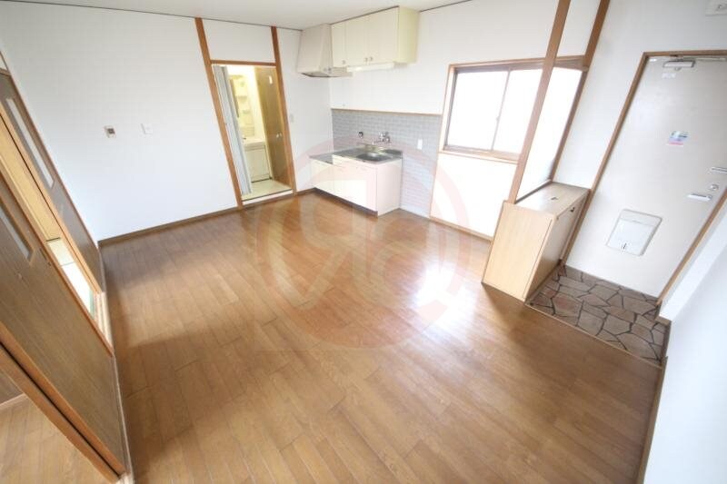 物件内観写真17　(使い勝手のいい洋室です)