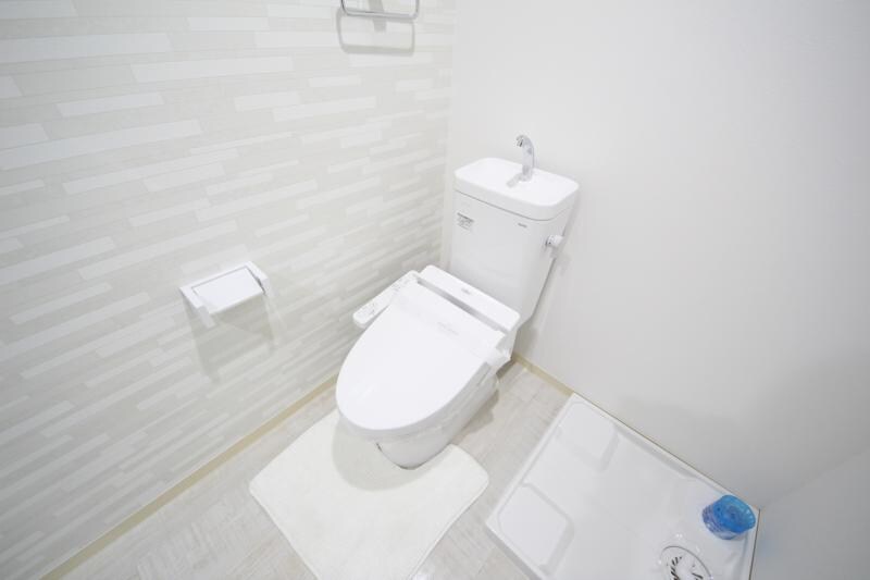 物件内観写真9　(トイレもきれいです)