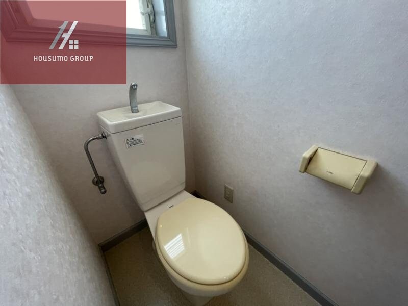 物件内観写真9　(落ち着いたトイレです)