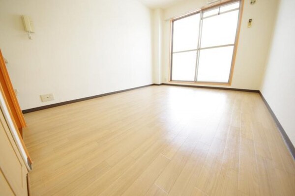 居室(リビングです)