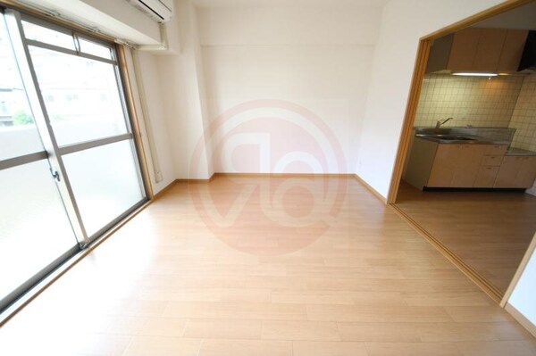 寝室(寝室にぴったりのお部屋です)