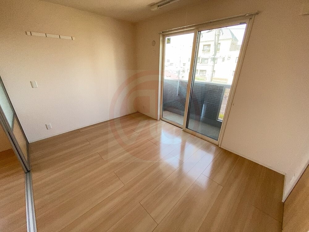 物件内観写真11　(ゆったりした子供部屋です)