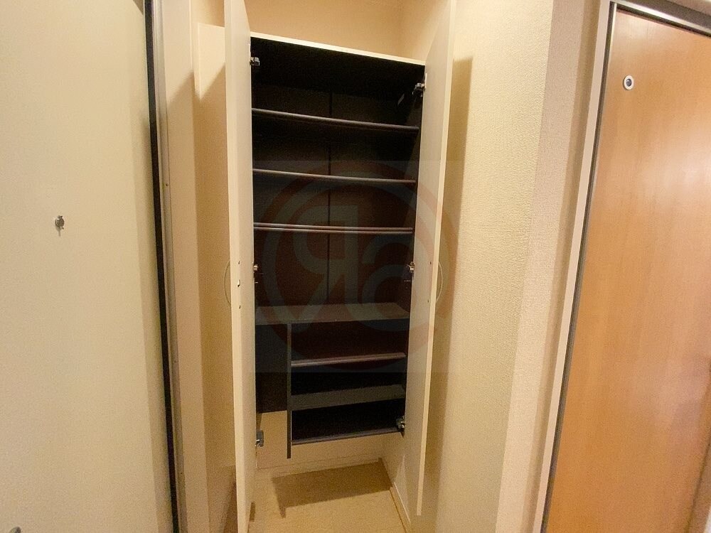 物件内観写真17　(専用の収納スペースです)