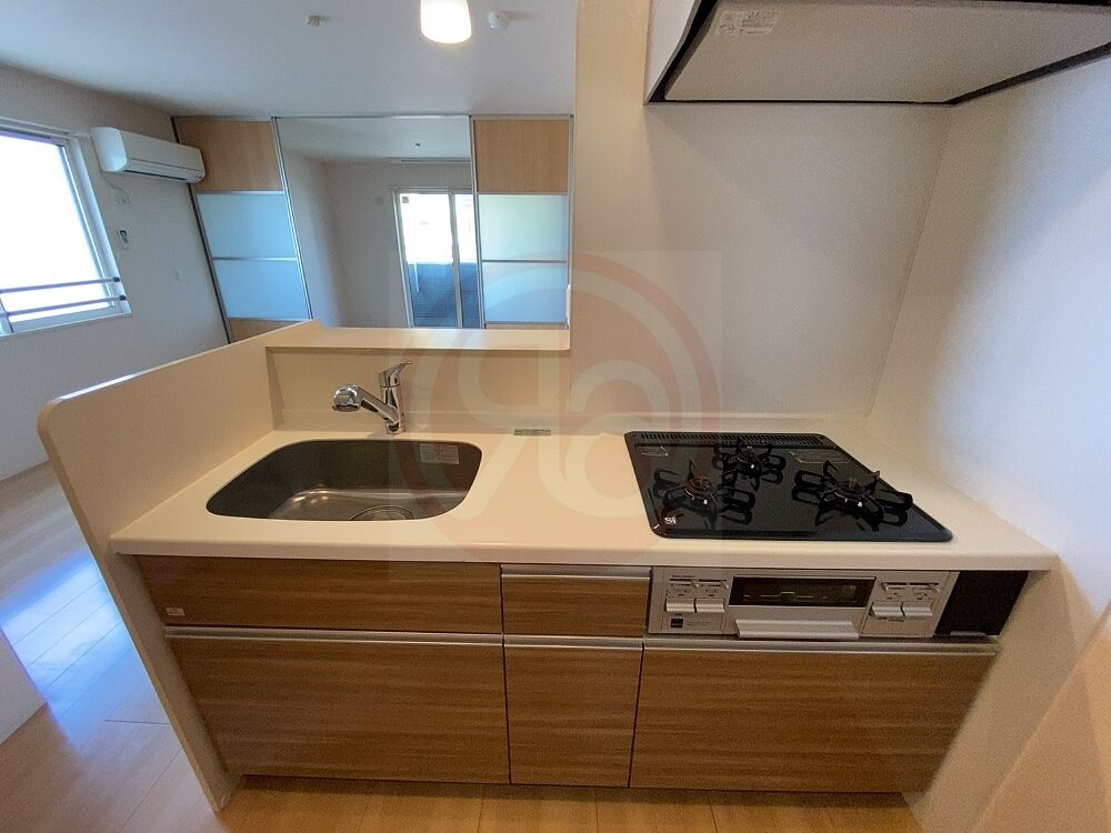 物件内観写真18　(コンパクトで使いやすい洗面所)