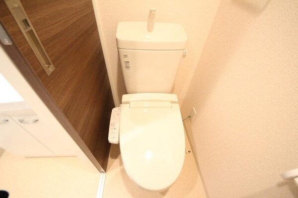 トイレ(ゆったりとした空間のトイレです)