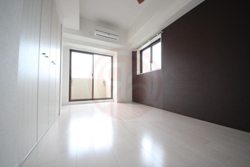 物件内観写真13　(コンパクトで使いやすい洋室です)