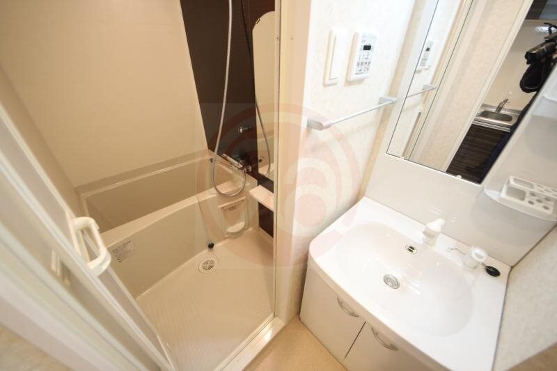 物件内観写真18　(忙しい朝には欠かせない洗面所です)