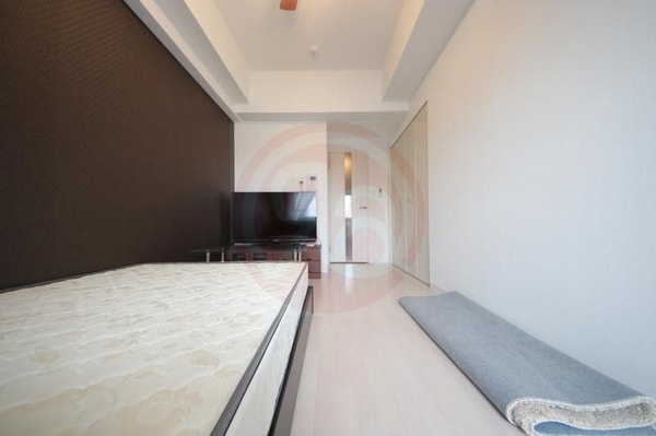 洋室(ゆったりした洋室です)