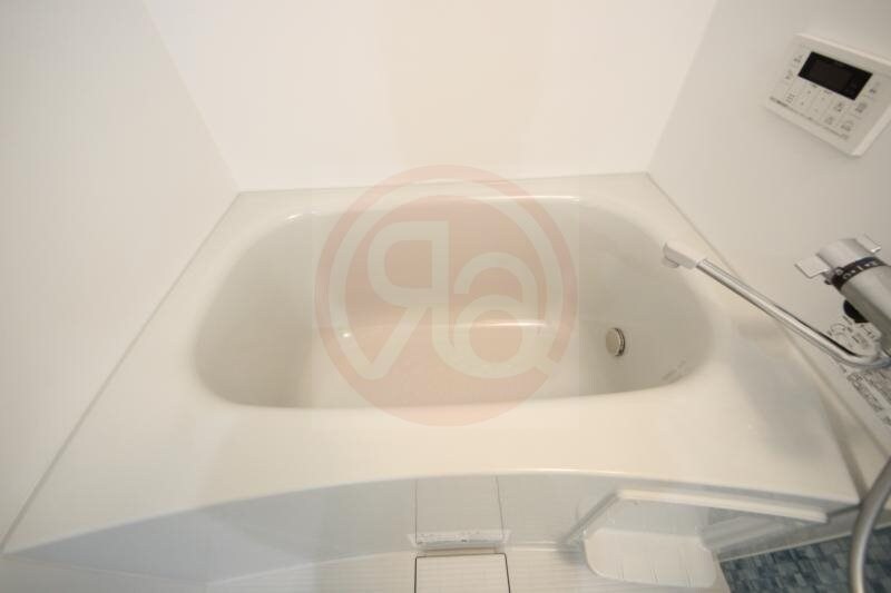 物件内観写真23　(コンパクトで使いやすいお風呂です)