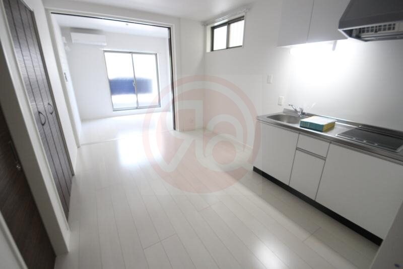 物件内観写真21　(個人の部屋や寝室として使える洋室です)