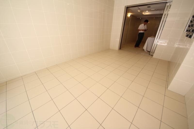 物件外観写真3　(建物の内部です)