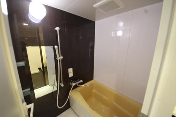 浴室(ゆったり過ごせるお風呂です)