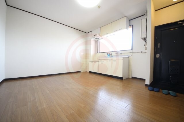 物件内観写真28　(バルコニー付きです)