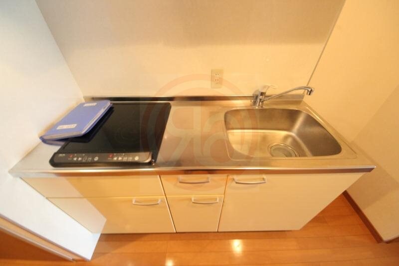 物件内観写真8　(使いやすいキッチンです)