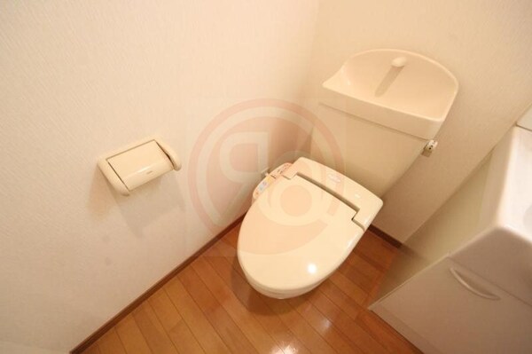 トイレ(清潔感のあるトイレです)