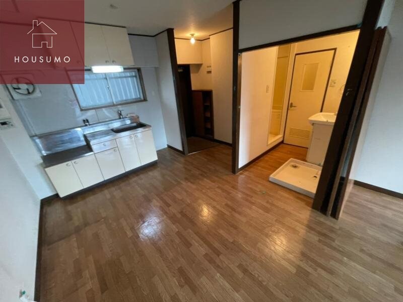 物件内観写真16　(おしゃれな居間です)