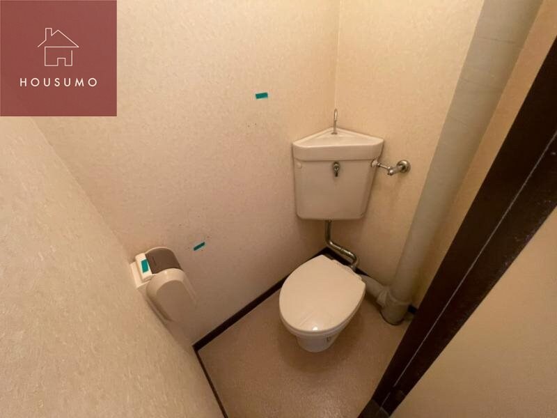 物件内観写真21　(落ち着いた色調のトイレです)