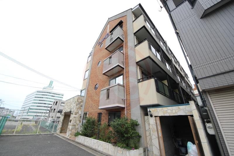 物件外観写真1　(おしゃれな外観です)