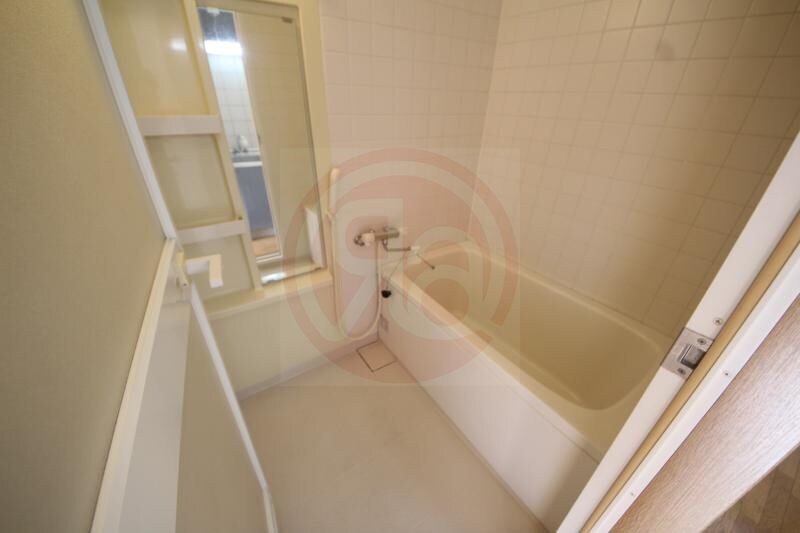 物件内観写真9　(きれいなお風呂です)