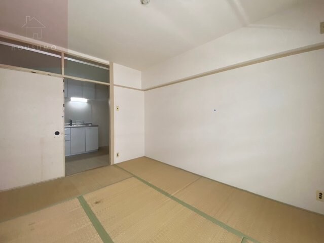 物件内観写真28　(落ち着いた色調のトイレです)