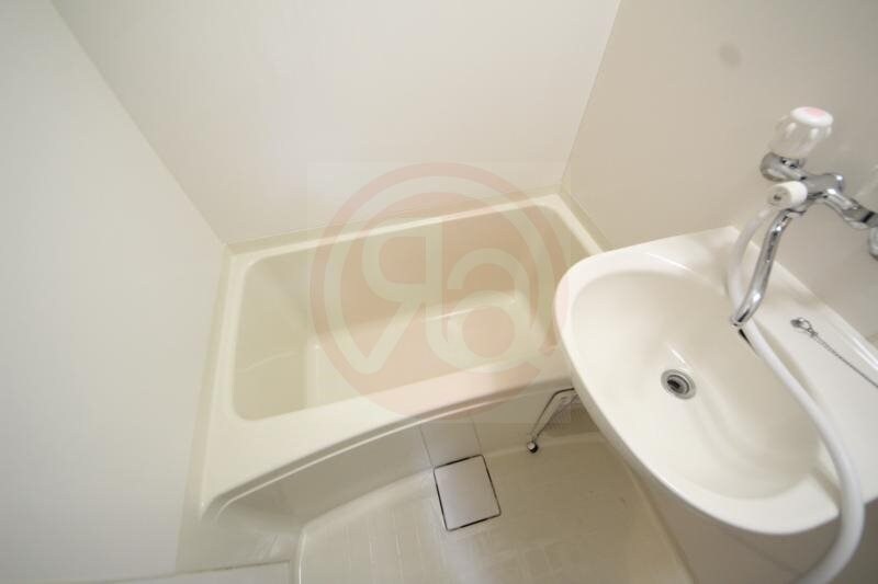 物件内観写真25　(日々の暮らしに欠かせないお風呂です)