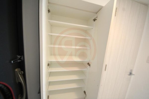 収納(便利な収納スペースです)