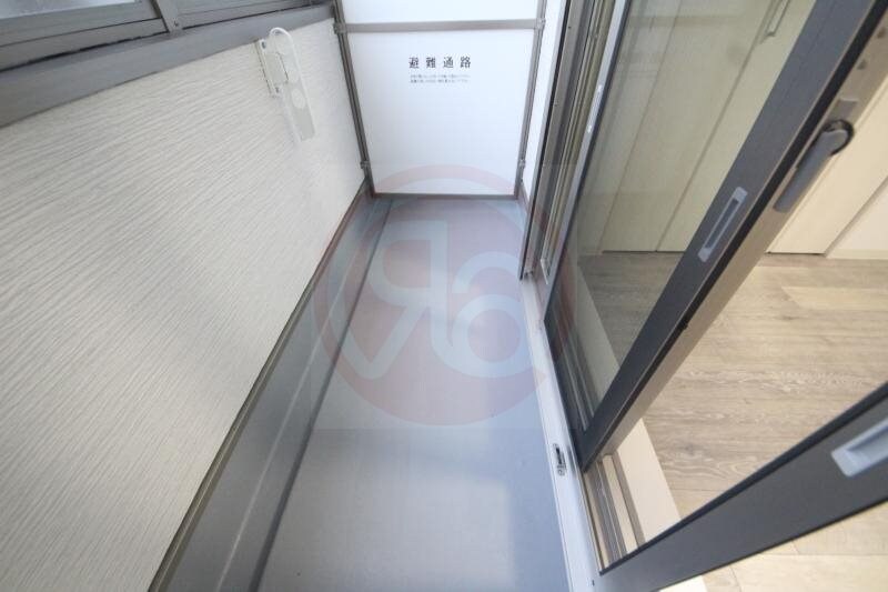 物件内観写真19　(バルコニーからの眺めを楽しみながら食事をしませんか)