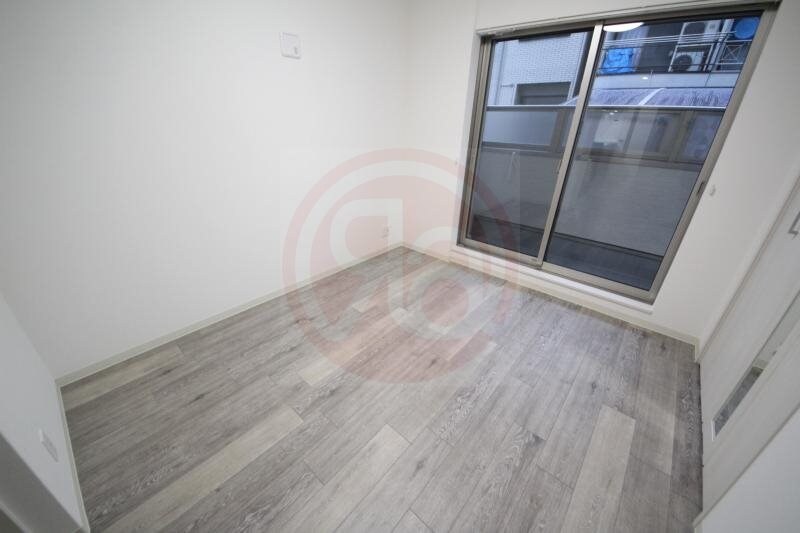 物件内観写真26　(明るい洋室です)