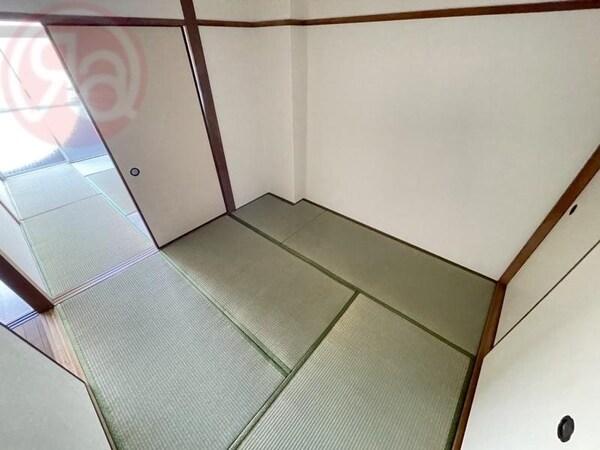 和室(柔らかい畳が心地よい和室)