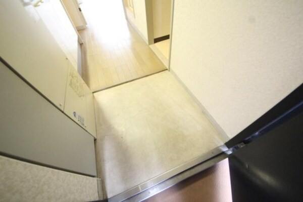 玄関(シンプルで使いやすい玄関です)