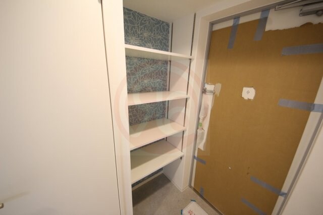 物件内観写真18　(ちょっとした収納スペースも充実しています)