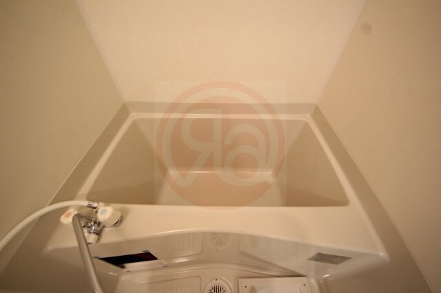 物件内観写真10　(日々の暮らしに欠かせないお風呂です)