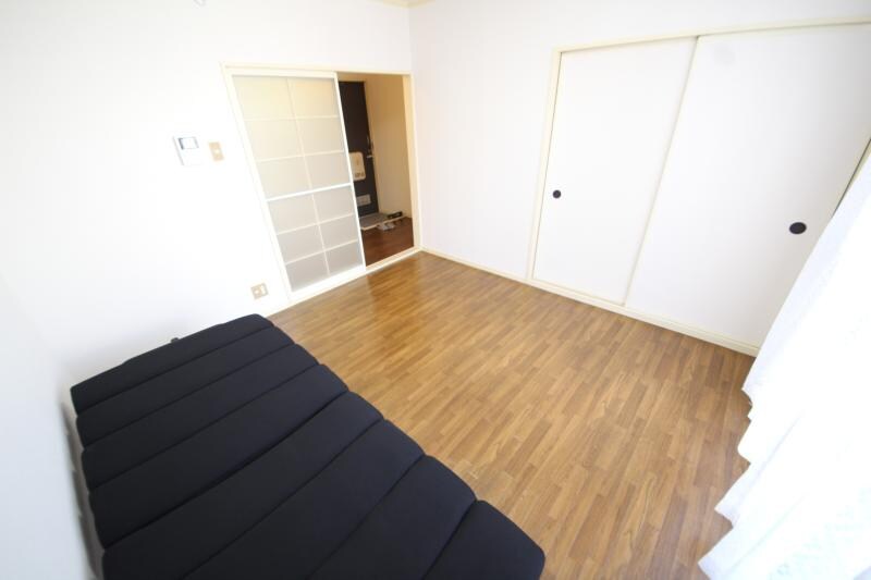 物件内観写真16　(居間です)